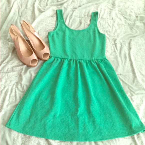 Francesca's Collections Dresses & Skirts - Green fit and flare dress